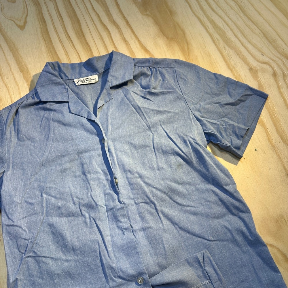 Lucky Winner Vintage Womens Small Blue Short Sleeve Button Up Shirt